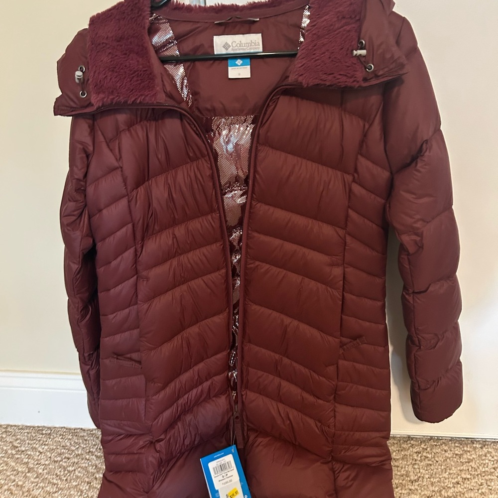 Columbia puffer jacket (NWT)